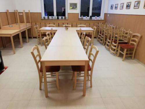 podlaha salonek